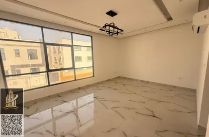 Half Floor - 3 Bedrooms - 5 Bathrooms for rent in Al Yasmeen 1 - Al Yasmeen - Ajman