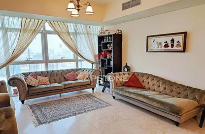Living Room image for: Apartment - 2 Bedrooms - 3 Bathrooms for sale in Ocean Terrace - Marina Square - Al Reem Island - Abu Dhabi, Image 1