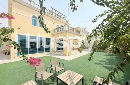 Villa - 4 Bedrooms - 5 Bathrooms for sale in Jumeirah Park Homes - Jumeirah Park - Dubai