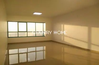 Office Space - Studio - 2 Bathrooms for rent in White Crown Building - Sheikh Zayed Road - Dubai