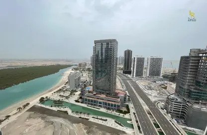Apartment - 2 Bedrooms - 3 Bathrooms for rent in Beach Towers - Shams Abu Dhabi - Al Reem Island - Abu Dhabi