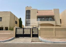 Villa - 3 bedrooms - 4 bathrooms for rent in Al Khaleej Al Arabi Street - Al Bateen - Abu Dhabi