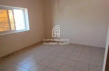 شقة - 2 غرف نوم - 2 حمامات للايجار في ميدان الرولة - منطقة الرولة - الشارقة