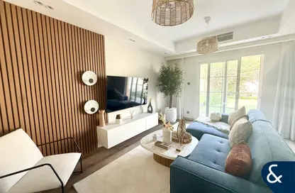 فيلا - 3 غرف نوم - 2 حمامات للايجار في الينابيع 10 - الينابيع - دبي