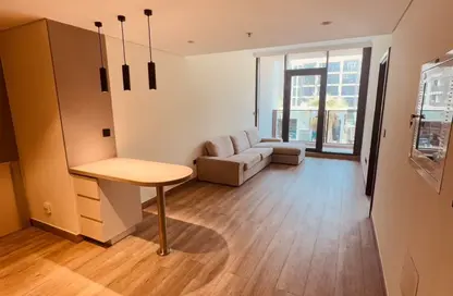 Apartment - 1 Bedroom - 2 Bathrooms for rent in Chaimaa Avenue Residences - Jumeirah Village Circle - Dubai