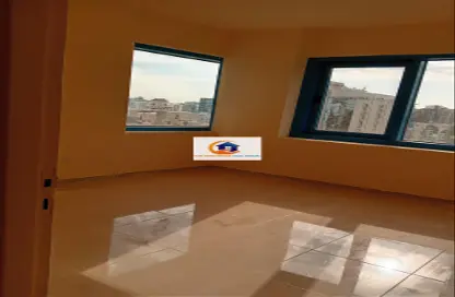 صورة لـ غرفة فارغة شقة - غرفة نوم - 1 حمام للايجار في شارع حمدان - أبوظبي ، صورة رقم 1