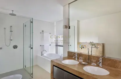 Hotel  and  Hotel Apartment - 2 Bedrooms - 2 Bathrooms for rent in Conrad Abu Dhabi Etihad Towers - Etihad Towers - Corniche Road - Abu Dhabi