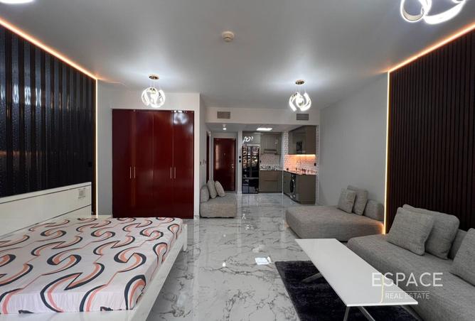 15745600 - Property Image 2