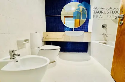 شقة - 2 غرف نوم - 2 حمامات للايجار في برج توينتي فرست سينشري - شارع الشيخ زايد - دبي