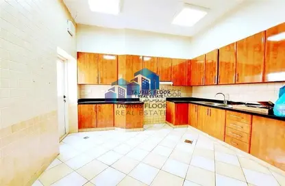 Villa - 3 Bedrooms - 4 Bathrooms for rent in Abu Hail Road - Abu Hail - Deira - Dubai