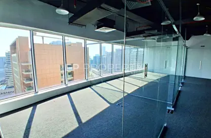 مكتب - استوديو - 1 حمام للايجار في 51 برج - الخليج التجاري - دبي