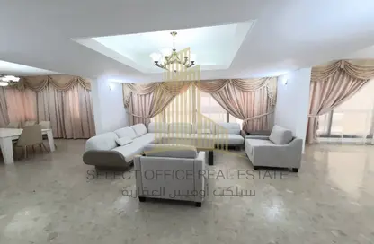 Living / Dining Room image for: Apartment - 4 Bedrooms - 5 Bathrooms for rent in Waqf Sheikh Zayed Residential Building - Zayed the First Street - Al Khalidiya - Abu Dhabi, Image 1