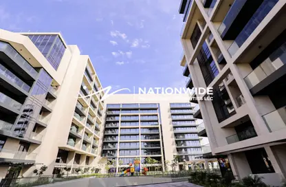 Apartment - 2 Bedrooms - 3 Bathrooms for rent in Soho Square - Saadiyat Island - Abu Dhabi