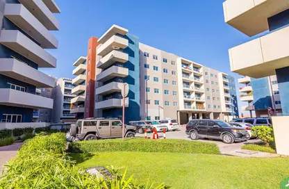 Apartment - 2 Bedrooms - 3 Bathrooms for rent in Tower 38 - Al Reef Downtown - Al Reef - Abu Dhabi