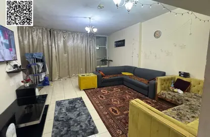 شقة - غرفة نوم - 2 حمامات للبيع في أورينت تاور 1 - أورينت تاور - البستان - عجمان