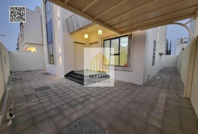 16040421 - Property Image 2