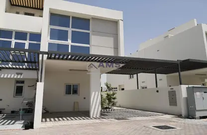 Villa - 3 Bedrooms - 4 Bathrooms for rent in Trixis - The Roots DAMAC Hills 2 - Damac Hills 2 - Dubai