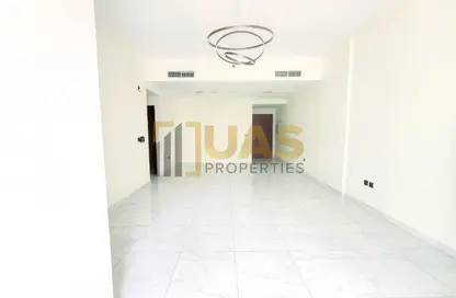 Apartment - 3 Bedrooms - 4 Bathrooms for rent in Amna House - Al Garhoud - Dubai