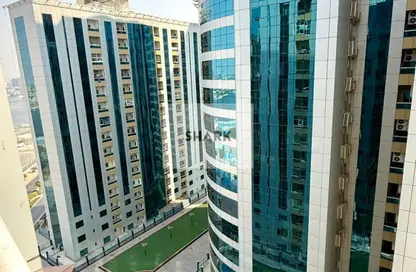 شقة - غرفة نوم - 2 حمامات للبيع في أورينت تاور 1 - أورينت تاور - البستان - عجمان