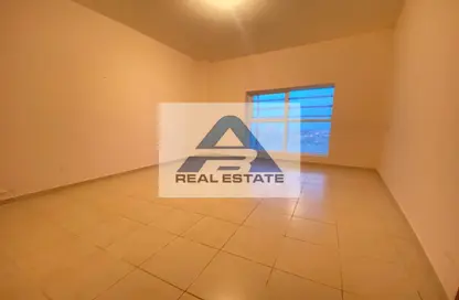 Empty Room image for: Apartment - 3 Bedrooms - 4 Bathrooms for rent in Etihad Towers - Corniche Road - Abu Dhabi, Image 1