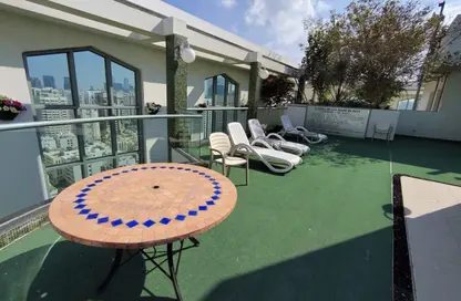 Apartment - 3 Bedrooms - 3 Bathrooms for rent in Hamdan Street - Abu Dhabi