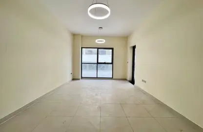 Apartment - 1 Bedroom - 2 Bathrooms for rent in Jumeirah Garden City - Al Satwa - Dubai
