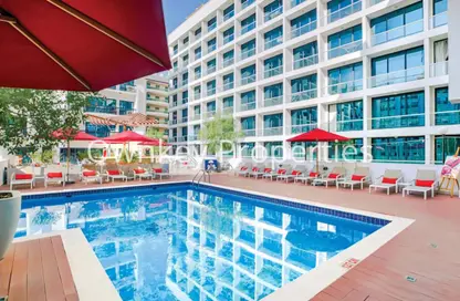 Apartment - Studio - 1 Bathroom for rent in Golden Sands 3 Hotel Apartments - Mankhool - Bur Dubai - Dubai