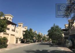 فيلا - 3 غرف نوم - 4 حمامات للكراء في تاون هاوسز قرية الحمرا - قرية الحمرا - رأس الخيمة