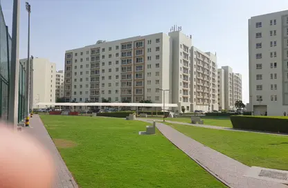سكن الموظفين - استوديو - 2 حمامات للايجار في بوابة الخيل - حدائق الإمارات 1 - القوز - دبي