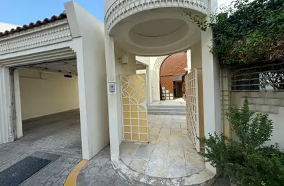 Villa - 5 Bedrooms - 6 Bathrooms for rent in Al Yasat Compound - Al Mushrif - Abu Dhabi