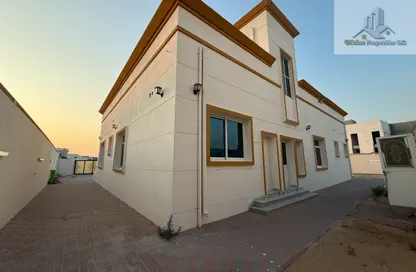 Villa - 4 Bedrooms - 5 Bathrooms for rent in Al Khawaneej 2 - Al Khawaneej - Dubai