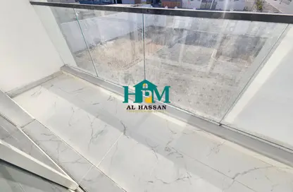 شقة - 3 غرف نوم - 4 حمامات للايجار في مدينة الرياض - أبوظبي