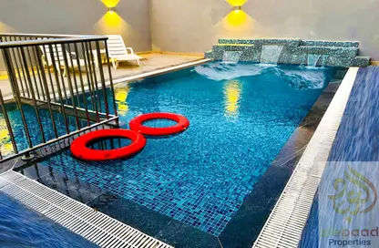 Apartment - 1 Bedroom - 2 Bathrooms for rent in Jumeirah Garden City - Al Satwa - Dubai