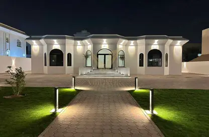 فيلا - 4 غرف نوم - 4 حمامات للايجار في المزهر 1 - المزهر - دبي