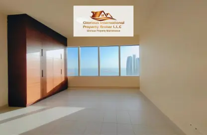 Empty Room image for: Apartment - 4 Bedrooms - 5 Bathrooms for rent in Nation Towers - Corniche Road - Abu Dhabi, Image 1