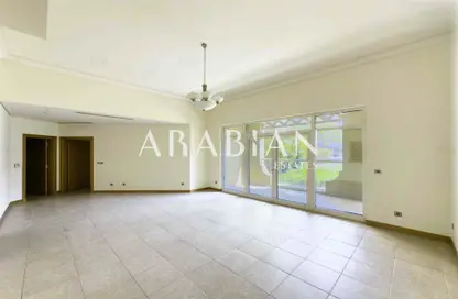 Apartment - 2 Bedrooms - 3 Bathrooms for sale in Al Habool - Shoreline Apartments - Palm Jumeirah - Dubai