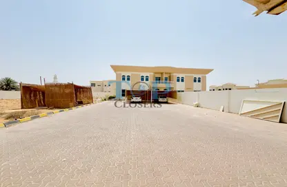 Villa - 4 Bedrooms - 6 Bathrooms for rent in Zakher - Al Ain