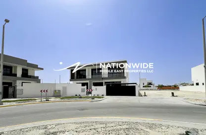 Villa - 6 Bedrooms - 7 Bathrooms for sale in Alreeman - Al Shamkha - Abu Dhabi