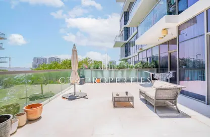 Apartment - 1 Bedroom - 1 Bathroom for sale in Golf Vista 1 - Golf Vista - DAMAC Hills - Dubai
