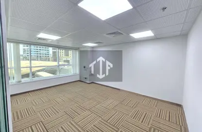Office Space - Studio - 1 Bathroom for rent in Millennium Executive Tower - Sheikh Zayed Road - Dubai