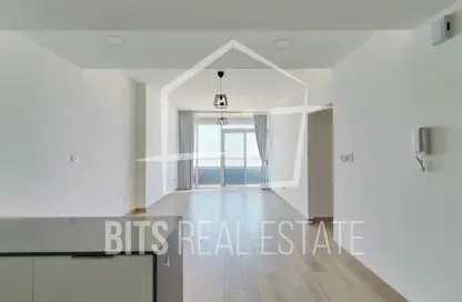Apartment - 3 Bedrooms - 3 Bathrooms for sale in BLOOM TOWERS A - Bloom Towers - Jumeirah Village Circle - Dubai