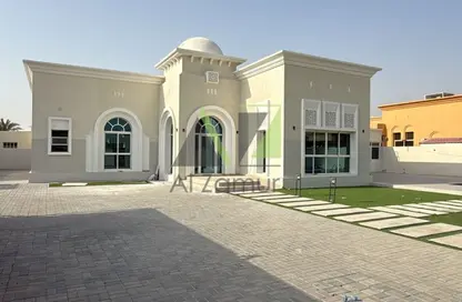 Apartment - 4 Bedrooms - 6 Bathrooms for rent in Al Khawaneej 2 - Al Khawaneej - Dubai