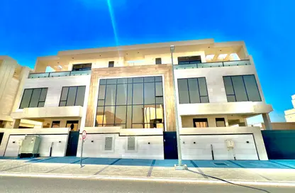 Villa - 4 Bedrooms - 7 Bathrooms for sale in Hoshi 1 - Hoshi - Al Badie - Sharjah