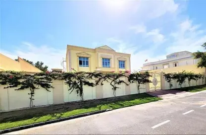 Villa - 4 Bedrooms - 6 Bathrooms for sale in Al Quoz 1 - Al Quoz - Dubai