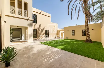 Villa - 4 Bedrooms - 5 Bathrooms for rent in Al Manara - Dubai