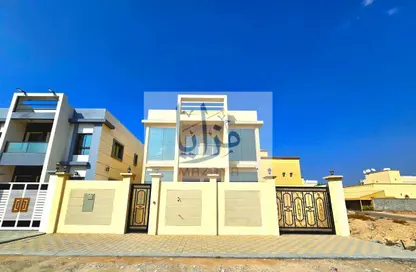 Villa - 5 Bedrooms - 7 Bathrooms for sale in Al Yasmeen 1 - Al Yasmeen - Ajman