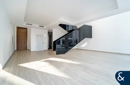 Villa - 4 Bedrooms - 5 Bathrooms for rent in Ixora - Al Barari - Dubai