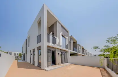 Townhouse - 4 Bedrooms - 4 Bathrooms for sale in Aura Gardens - Tilal Al Ghaf - Dubai