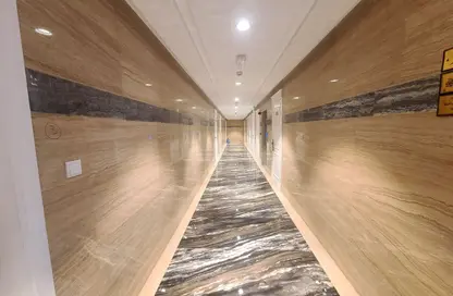 شقة - غرفة نوم - 2 حمامات للايجار في الفلاح - تجارية مويلح - الشارقة