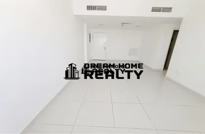 Apartment - 2 Bedrooms - 2 Bathrooms for rent in Rose Tower - Al Khan - Sharjah